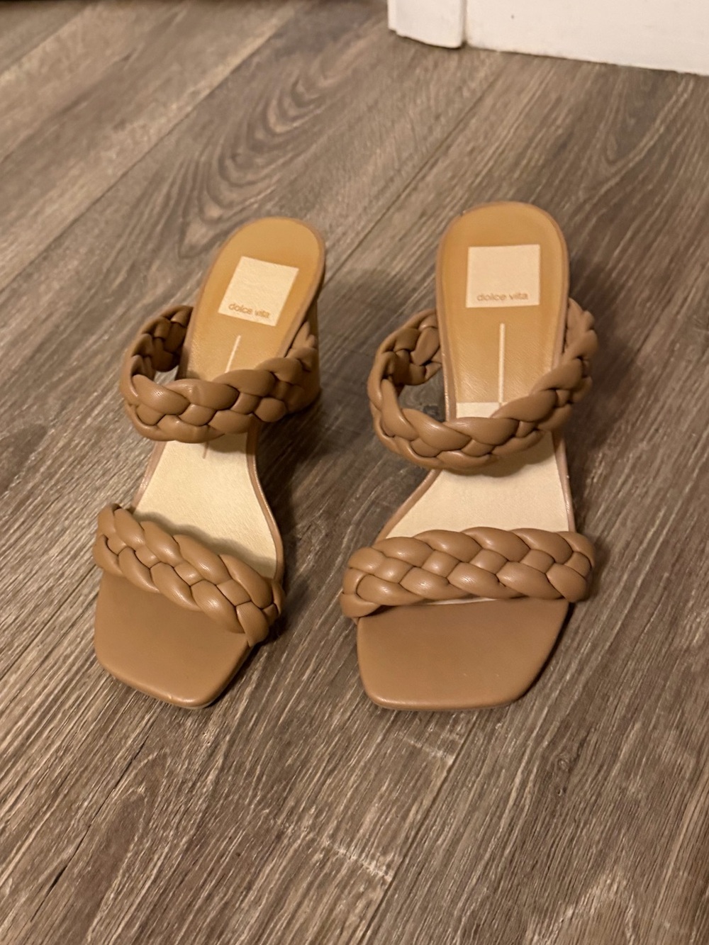 Dolce Vita Double Braided Tan Sandal, Size 7, Good Condition